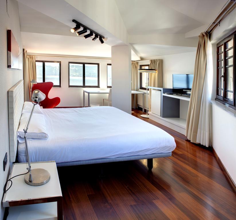 Hotel Lastres Miramar Zimmer foto